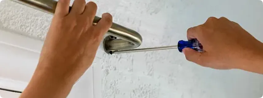 Dubai Curtain & Track Fitting